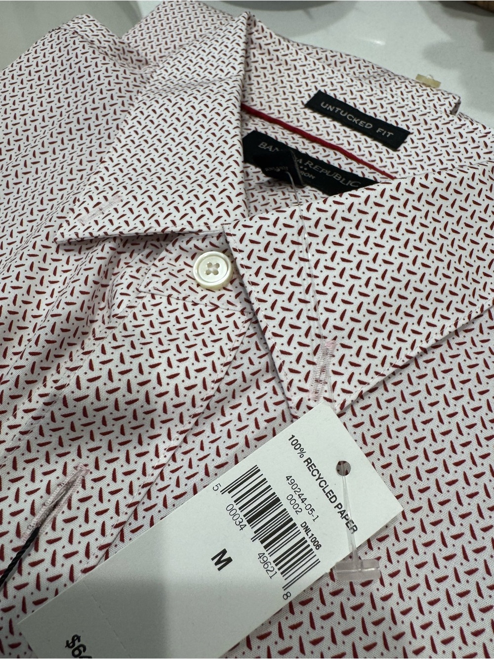 Banana Republic Men's White Shirt with Red Micro Pattern NWT untucked